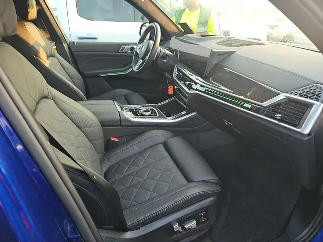 BMW X5 SPORTS ACTIVITY VEHICLE 2025