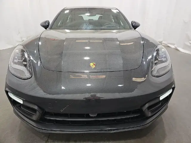 PORSCHE PANAMERA 4 PLATINUM EDITION 2023