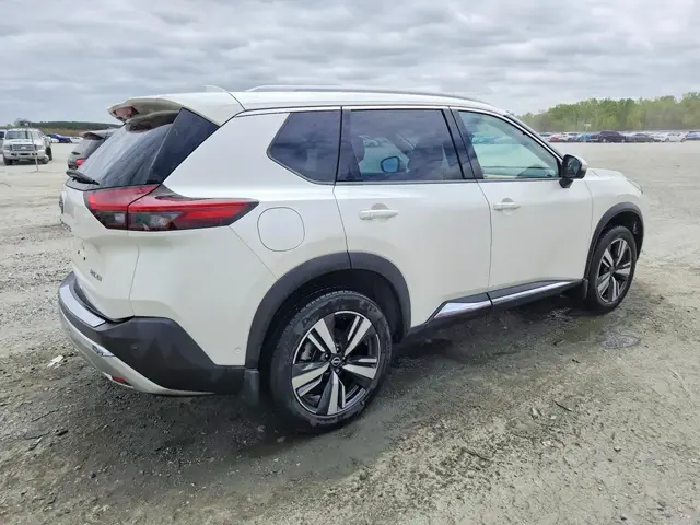 NISSAN ROGUE PLATINUM 2022