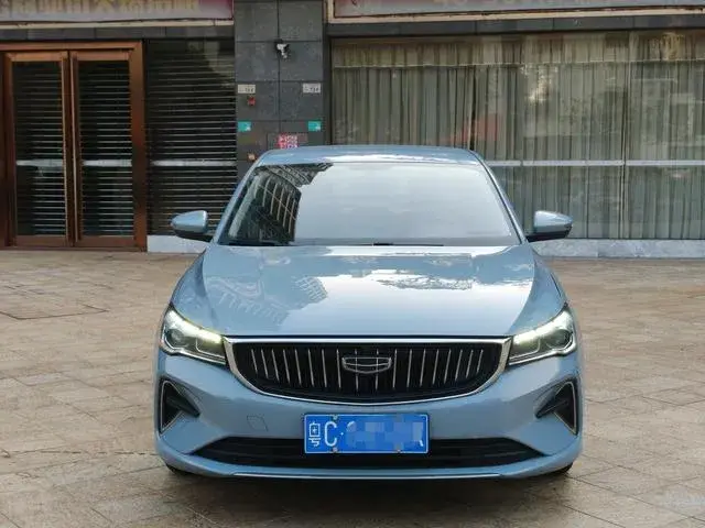 GEELY EMGRAND LUXURY 2023