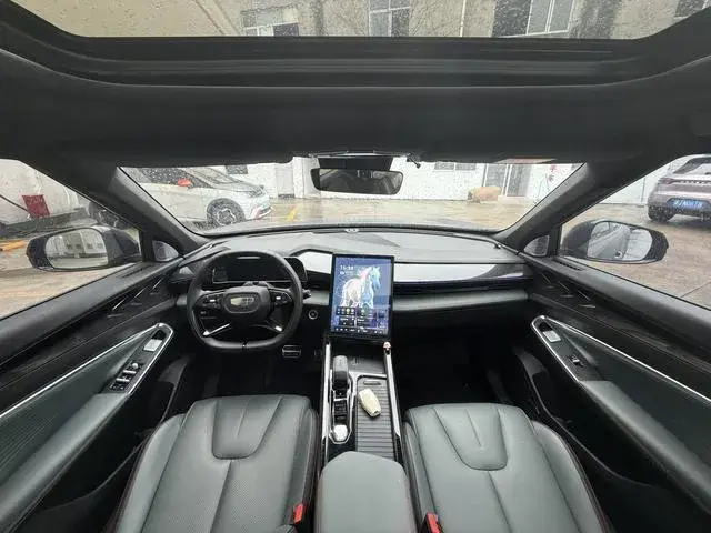 GEELY BOYUE 2024