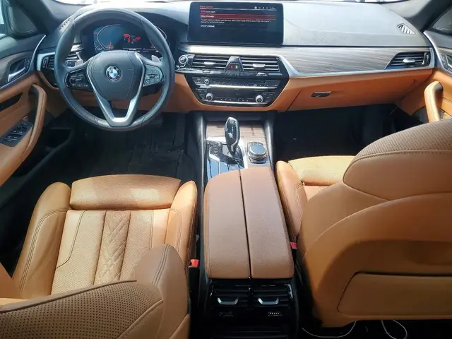 BMW 5 SERIES HARMAN/KARDON ПРОЕКЦИЯ СПОРТ ПОДВЕСКА 2022