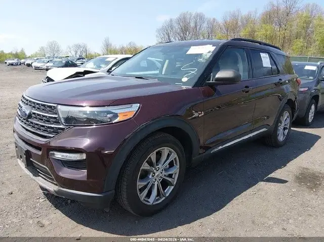 FORD EXPLORER XLT 2022