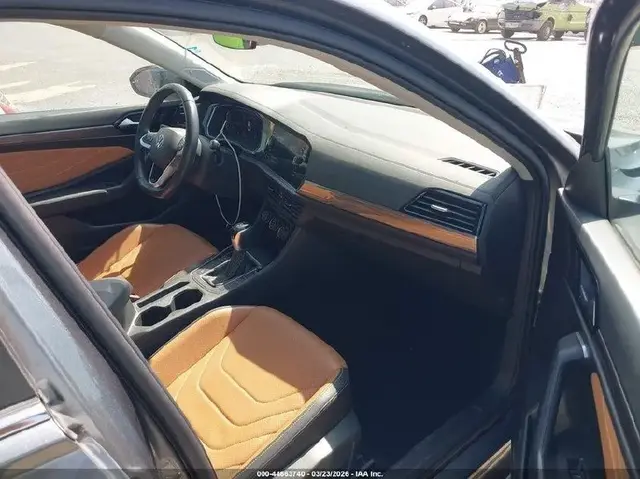 VOLKSWAGEN JETTA SEL (МАКСИМАЛЬНАЯ) 2022