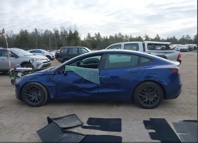 TESLA MODEL 3 LONG RANGE 2024