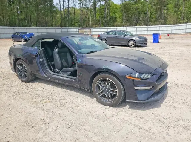 FORD MUSTANG 2023