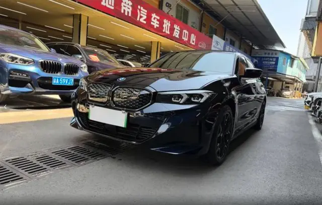 BMW I3 2025