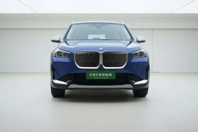 BMW IX1 XDRIVE30L X DESIGN PACKAGE 2024