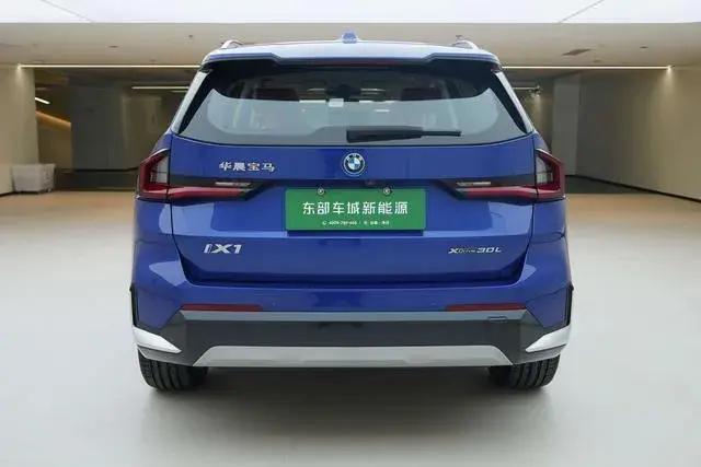 BMW IX1 XDRIVE30L X DESIGN PACKAGE 2024