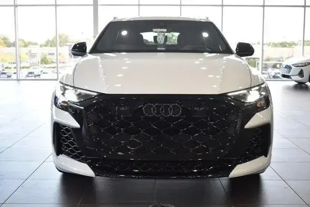 AUDI Q8 RS Q8 4 2026