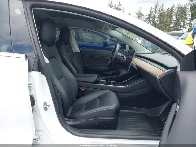 TESLA MODEL 3 LONG RANGE/MID 2018
