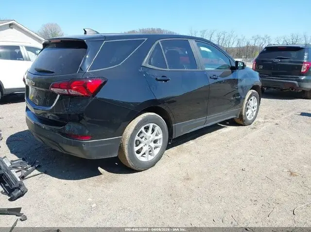 CHEVROLET EQUINOX FWD LS 2022