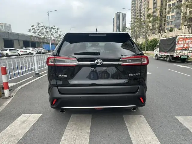 TOYOTA RAV4 LUXURY 2023