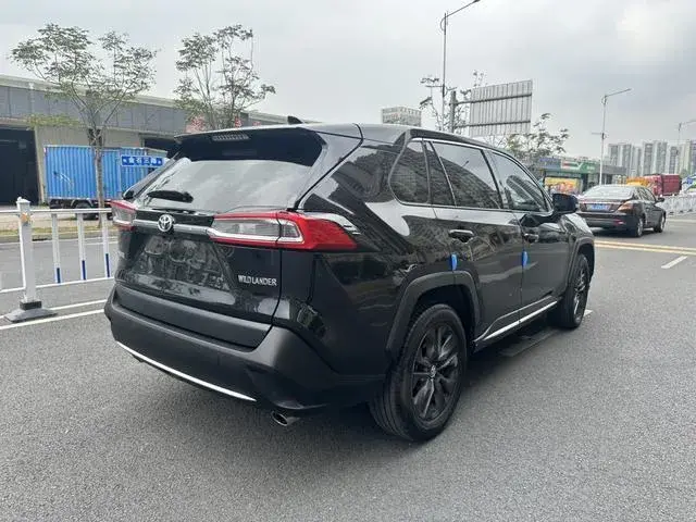 TOYOTA RAV4 LUXURY 2023