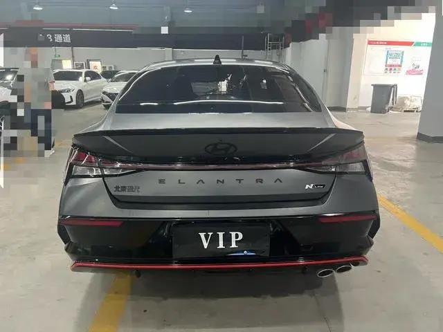 HYUNDAI ELANTRA PREMIUM 2023