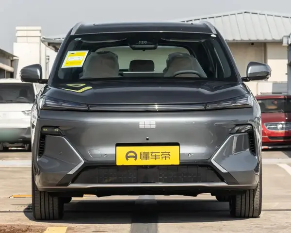 GEELY GALAXY STARSHIP МАКИСМАЛЬНАЯ 2025