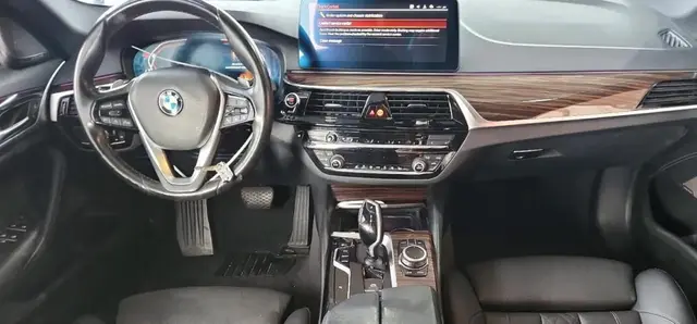 BMW 5 SERIES 2022