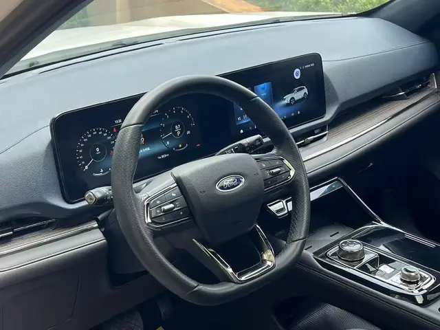 FORD EQUATOR SPORT PREMIUM MODEL 2022