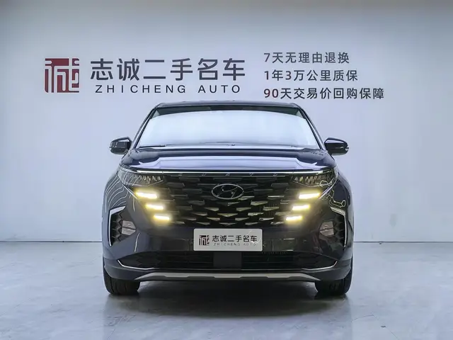 HYUNDAI CUSTO PREMIUM 2023
