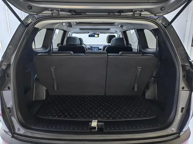 HYUNDAI CUSTO PREMIUM 2023
