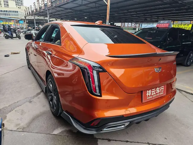 CADILLAC CT4 LUXURY 2023