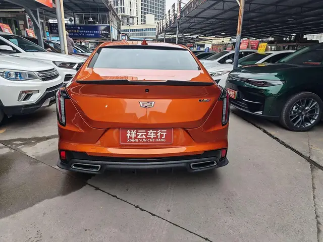 CADILLAC CT4 LUXURY 2023
