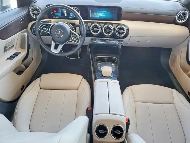 MERCEDES-BENZ CLA 250 4MATIC 2022