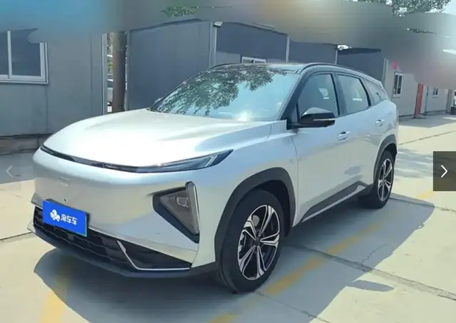 GEELY L7 2025
