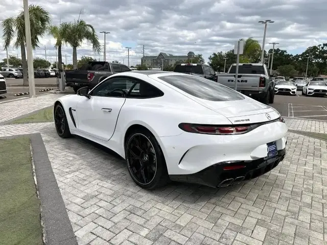 MERCEDES-BENZ AMG GT 55 2026