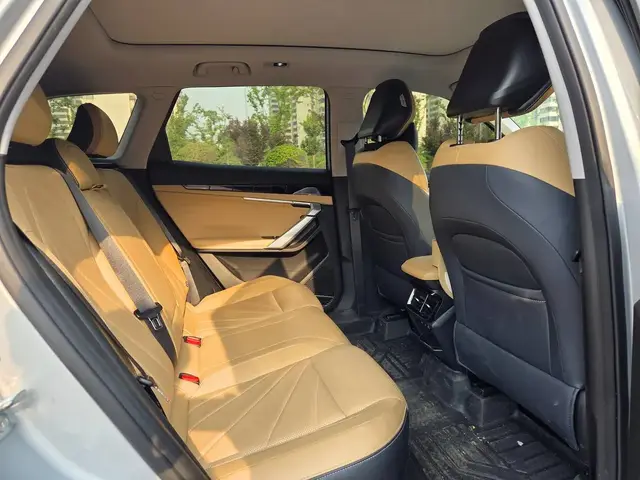 GEELY BOYUE L PREMIUM 2023
