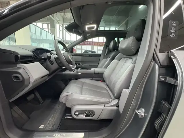 ZEEKR 7X 100KWH LONG-RANGE AWD 2024