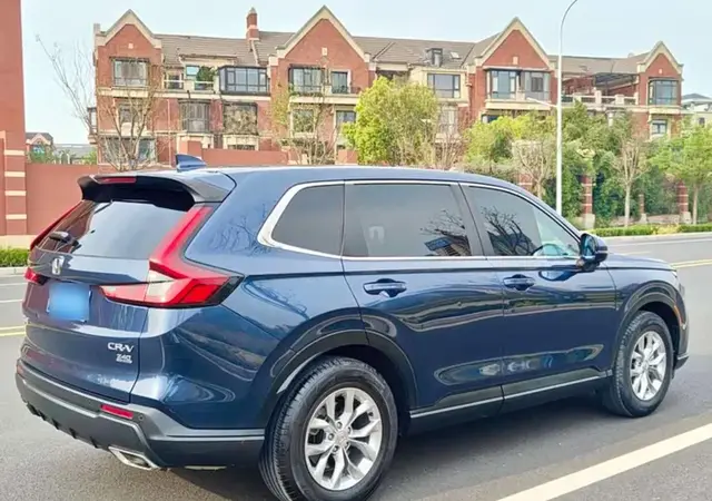 HONDA CR-V 2023