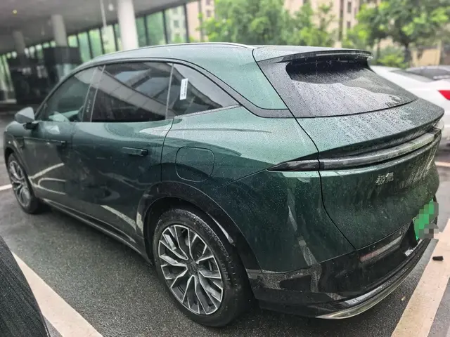 ZEEKR 7X 2025