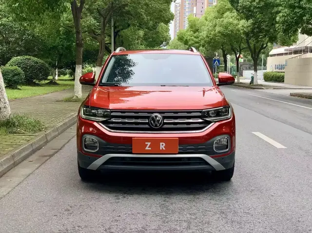 VOLKSWAGEN T-CROSS 2021