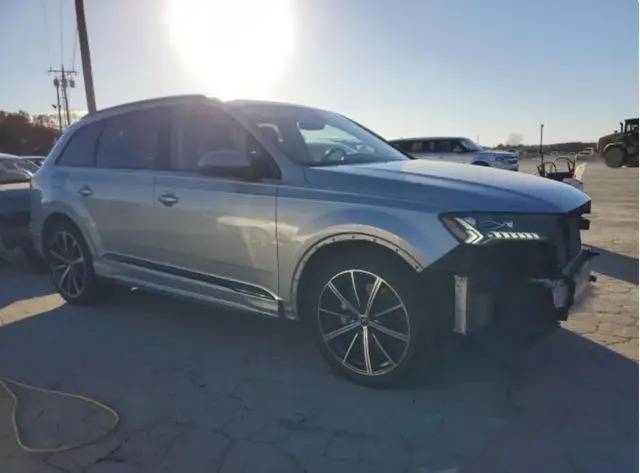 AUDI Q7 PRESTIGE 2023
