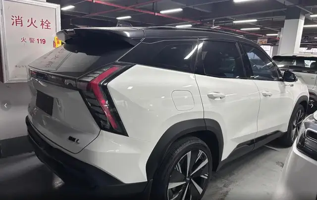 GEELY BOYUE L PREMIUM 2023