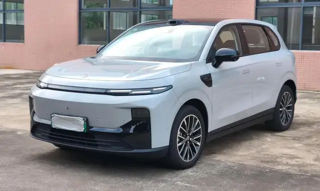 LEAPMOTOR B10 600 LIDAR EDITION 2025