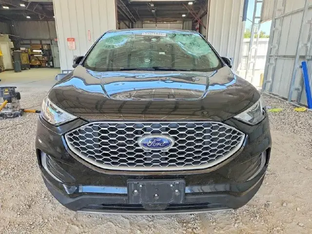 FORD EDGE SEL 2023