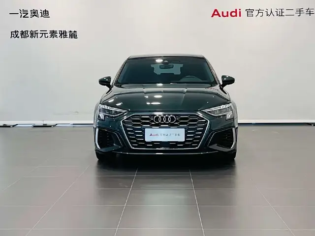 AUDI A3 R-DYNAMIC LUXURY EDITION 2022