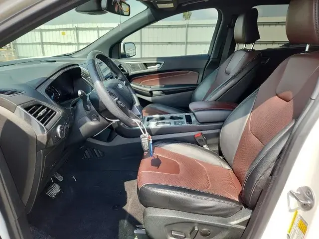 FORD EDGE TITANIUM 2022