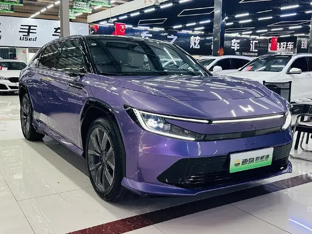 HONDA P7 2025