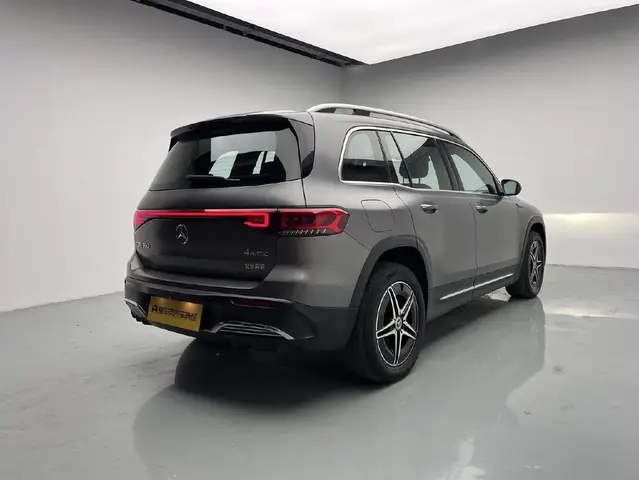 MERCEDES-BENZ EQB FIRST EDITION 2022