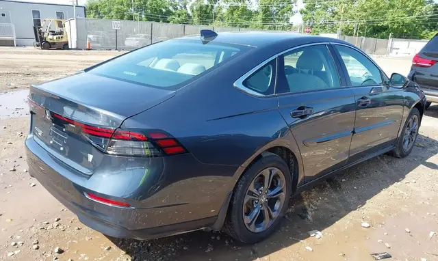 HONDA ACCORD EX 2023