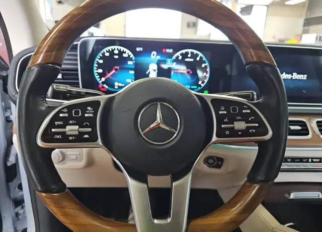 MERCEDES-BENZ GLS 450 4MATIC 2023