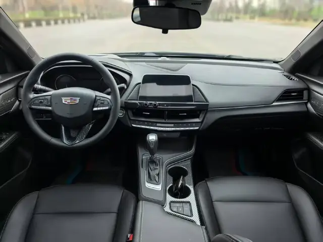 CADILLAC CT4 25T FASHION EDITION 2023