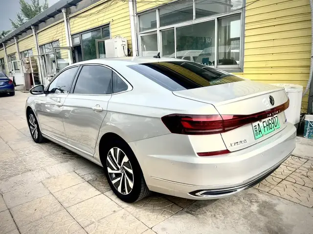 VOLKSWAGEN PASSAT 430PHEV PASSAT PHEV 430PHEV HYBRID 2022