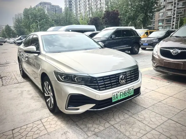VOLKSWAGEN PASSAT 430PHEV PASSAT PHEV 430PHEV HYBRID 2022