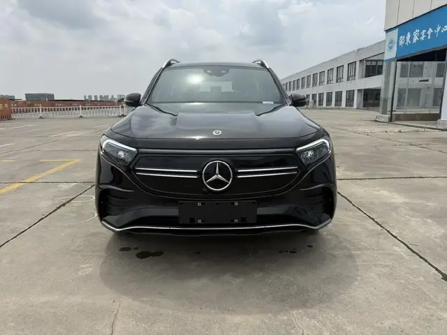 MERCEDES-BENZ EQB 350 4MATIC 2023