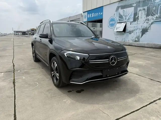 MERCEDES-BENZ EQB 350 4MATIC 2023