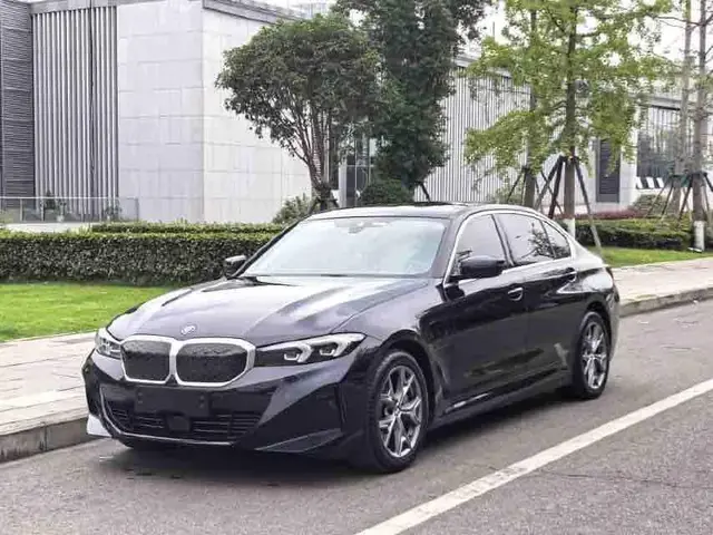 BMW 2025 I3 EDRIVE 35 2025